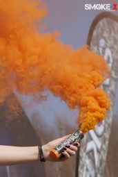 *Impact* Rauchgranate Orange mit Schlagzünder - SMOKE-X